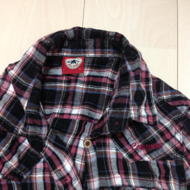 CONVERSE(コンバース)のピンク・ブラックのネルシャツ レディースのトップス(シャツ/ブラウス(長袖/七分))の商品写真