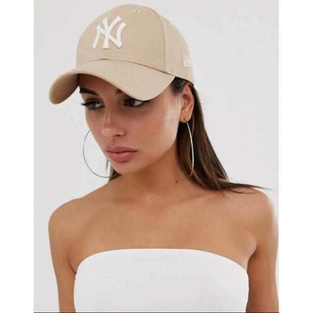 NEW ERA(ニューエラー)のニューエラ キャップ NY ヤンキース レディース ストーン ベージュ メンズの帽子(キャップ)の商品写真