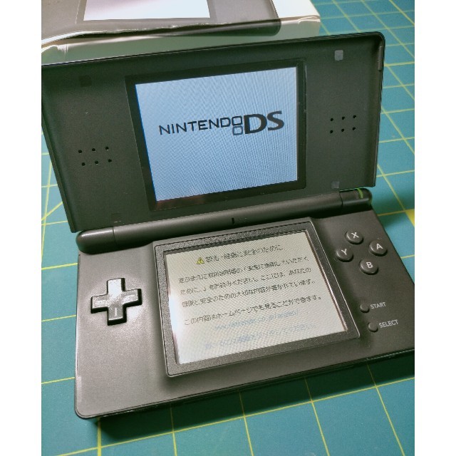 ニンテンドーDS(ニンテンドーDS)のニンテンドー DS-LITE 1台 美品 エンタメ/ホビーのゲームソフト/ゲーム機本体(携帯用ゲーム機本体)の商品写真