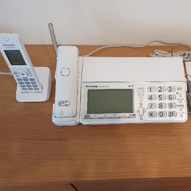 電話機FAX   子機１台    Panasonic  KX-PZ710-W