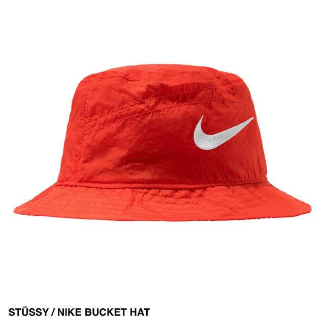 STUSSY(ステューシー)のお盆値下！stussy NIKE バケットハット L/XL レッド メンズの帽子(ハット)の商品写真