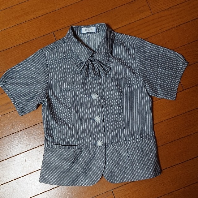 enjoi(エンジョイ)の事務服  オーバーブラウス レディースのトップス(シャツ/ブラウス(半袖/袖なし))の商品写真