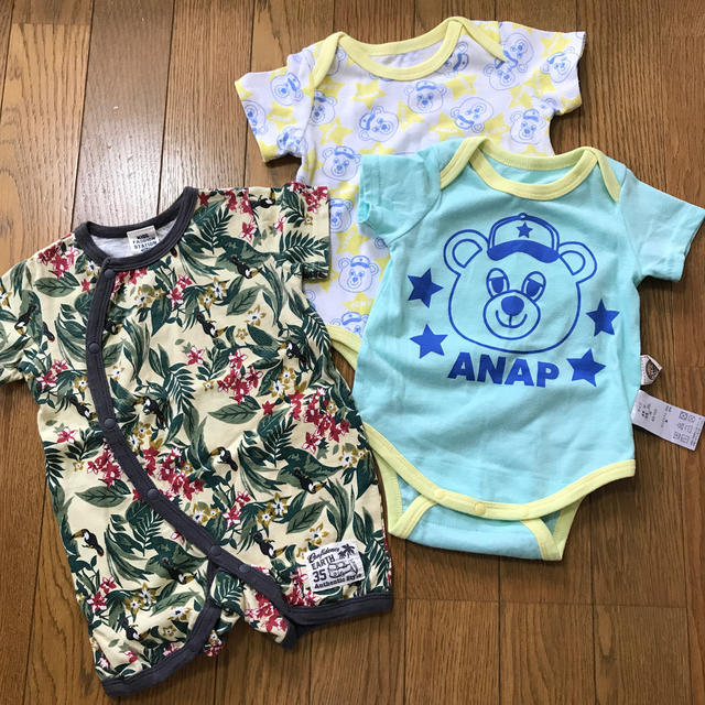 ANAP Kids(アナップキッズ)のbaby 3点セット☆  60cm  アロハ　ボタニカル キッズ/ベビー/マタニティのベビー服(~85cm)(ロンパース)の商品写真