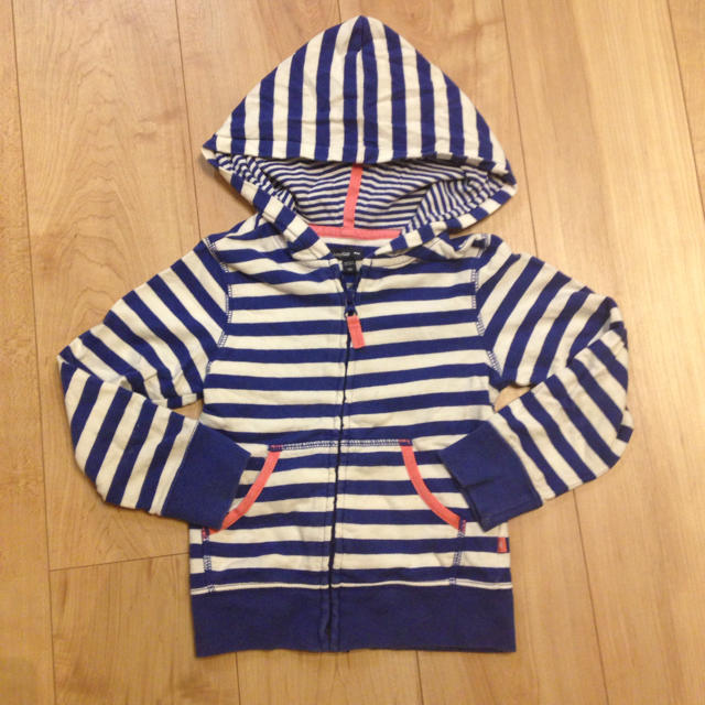 babyGAP(ベビーギャップ)のbaby gap パーカー 100センチ キッズ/ベビー/マタニティのキッズ服女の子用(90cm~)(ジャケット/上着)の商品写真