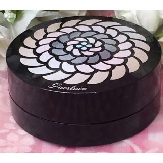 ゲラン(GUERLAIN)のゲラン   メテオリット  限定品(フェイスパウダー)