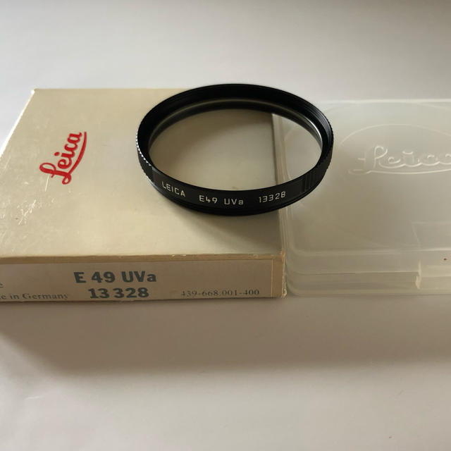 LEICA(ライカ)のライカ純正E49 UVaフィルター 13328 ブラック スマホ/家電/カメラのカメラ(フィルター)の商品写真