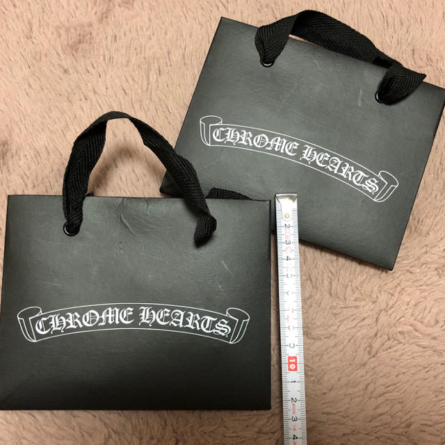 Chrome Hearts クロムハーツ 紙袋（ショップ袋）2枚の通販 by Mmm's shop｜クロムハーツならラクマ