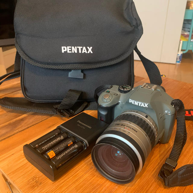 PENTAX(ペンタックス)のPENTAX K-x??? khaki Color スマホ/家電/カメラのカメラ(デジタル一眼)の商品写真