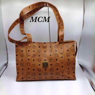 MCM - MCM トートバッグの通販｜ラクマ