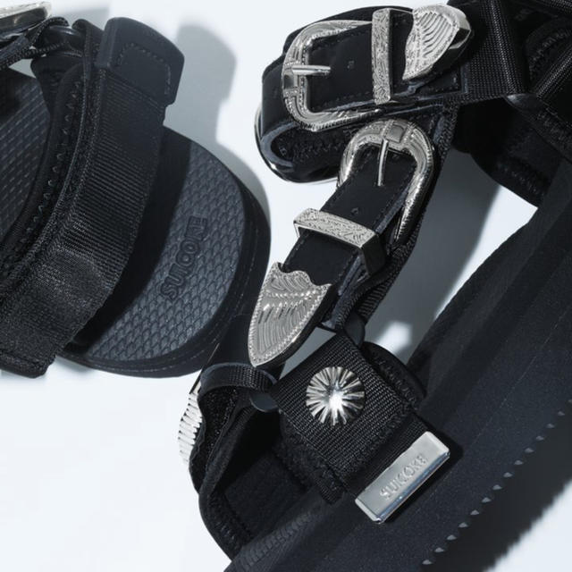 TOGA(トーガ)のTOGA×SUICOKE DEPA SP サンダル VIRILIS 24cm 黒 レディースの靴/シューズ(サンダル)の商品写真