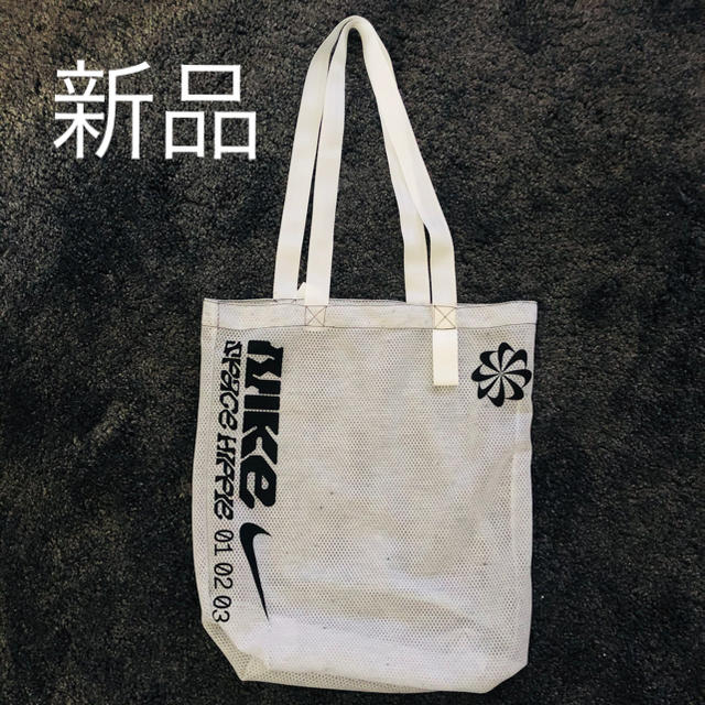 NIKE(ナイキ)のNIKE   エコバッグ　　スペースヒッピー メンズのバッグ(トートバッグ)の商品写真