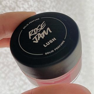 ラッシュ(LUSH)のLUSH ソリッドパフューム　ローズジャム 6g(香水(女性用))