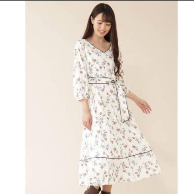 JILLSTUART(ジルスチュアート)のJILLSITUARTの春ワンピース レディースのワンピース(ロングワンピース/マキシワンピース)の商品写真