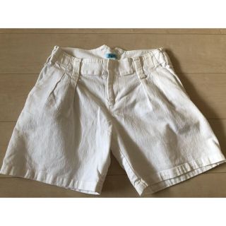 フォクシー(FOXEY)のフォクシー　美品コットンハーフ　ショートパンツ　ホワイト　美品(ショートパンツ)