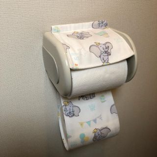 ディズニー(Disney)のダンボ トイレロール カバー（ハンドメイド）(トイレ収納)