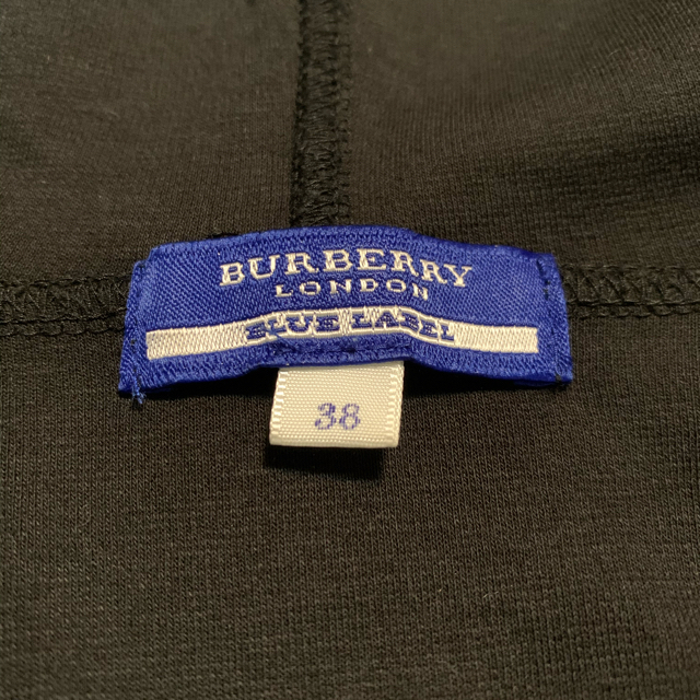 BURBERRY(バーバリー)の専用 レディースのトップス(パーカー)の商品写真