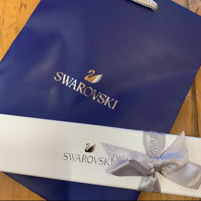 SWAROVSKI(スワロフスキー)のSWAROVSKI 未使用 美品　ボールペン インテリア/住まい/日用品の文房具(ペン/マーカー)の商品写真