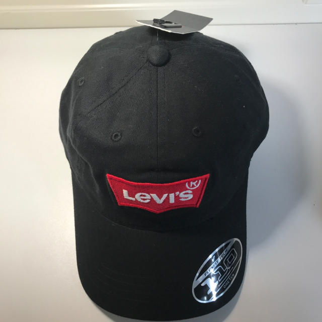 Levi's(リーバイス)のリーバイスレッド　ベースボールキャップ　男女兼用　新品未使用　送料無料 メンズの帽子(キャップ)の商品写真