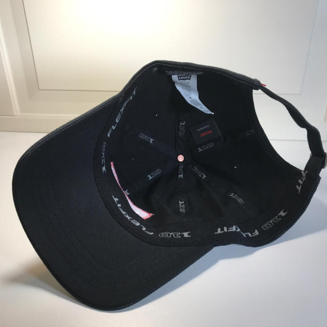 Levi's(リーバイス)のリーバイスレッド　ベースボールキャップ　男女兼用　新品未使用　送料無料 メンズの帽子(キャップ)の商品写真