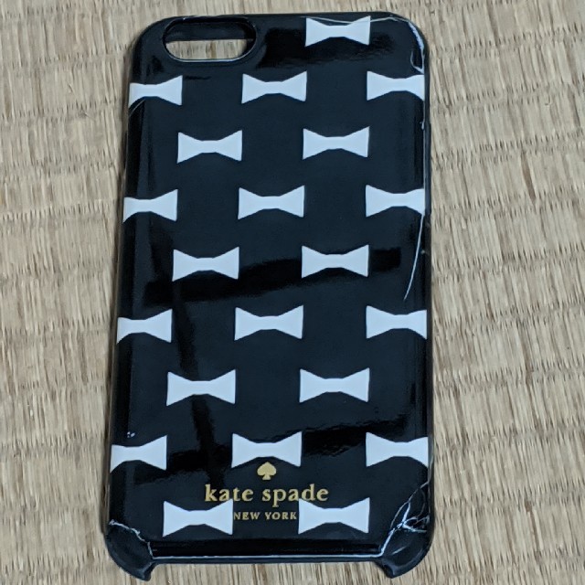 kate spade new york(ケイトスペードニューヨーク)のkate spade ケイトスペード　iPhone ケース　黒りぼん　かわいい　 スマホ/家電/カメラのスマホアクセサリー(iPhoneケース)の商品写真