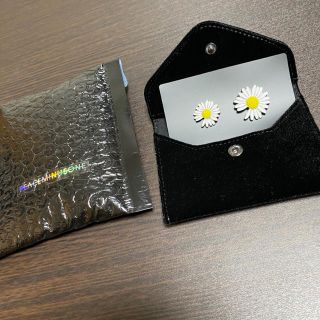 ピースマイナスワン(PEACEMINUSONE)のPMO DAISY PIN SET #1 YELLOW(その他)