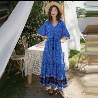 ザラ(ZARA)の芸能人着用！　花柄　マキシ丈ワンピース　福原愛(ロングワンピース/マキシワンピース)