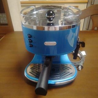 デロンギ(DeLonghi)のエスプレッソ・カプチーノメーカー(エスプレッソマシン)