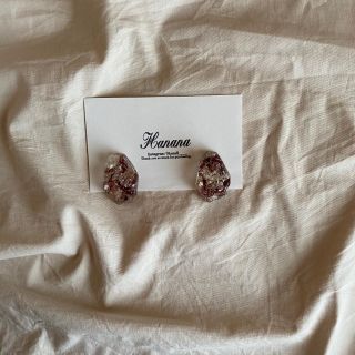 ローリーズファーム(LOWRYS FARM)のpurple crystal earring/pierce(ピアス)