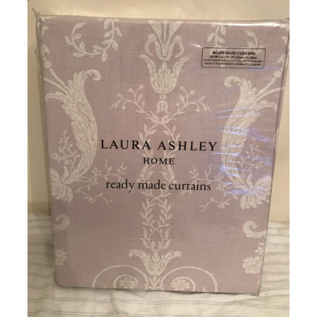 LAURA ASHLEY(ローラアシュレイ)の人気完売❣️ローラアシュレイジョゼッテ アメジスト カーテン生地223×183 インテリア/住まい/日用品のカーテン/ブラインド(レースカーテン)の商品写真