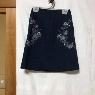 マジェスティックレゴン(MAJESTIC LEGON)のMAJESTIC LEGON 刺繍スカート(ミニスカート)