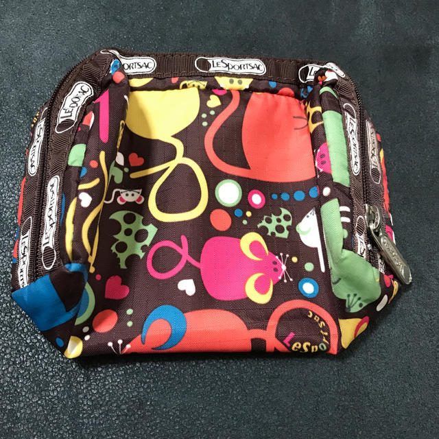 LeSportsac(レスポートサック)のレスポートサック　ポーチ レディースのファッション小物(ポーチ)の商品写真