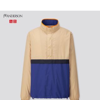 ユニクロ(UNIQLO)のユニクロ アンダーソン　ポケッタブルプルオーバー  JW anderson L(パーカー)