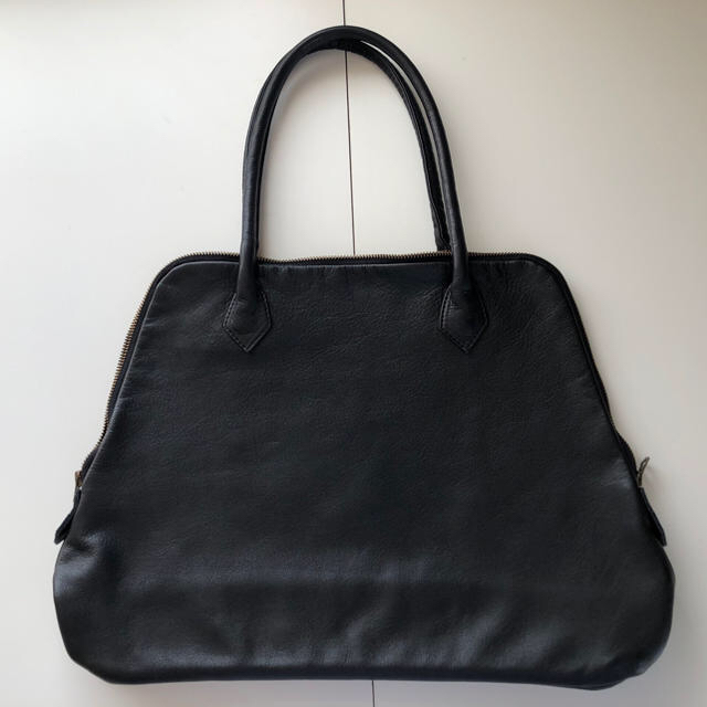 ショルダーバッグ美品　クラスカ　Silva Tote Bag Leather 　シルババッグ