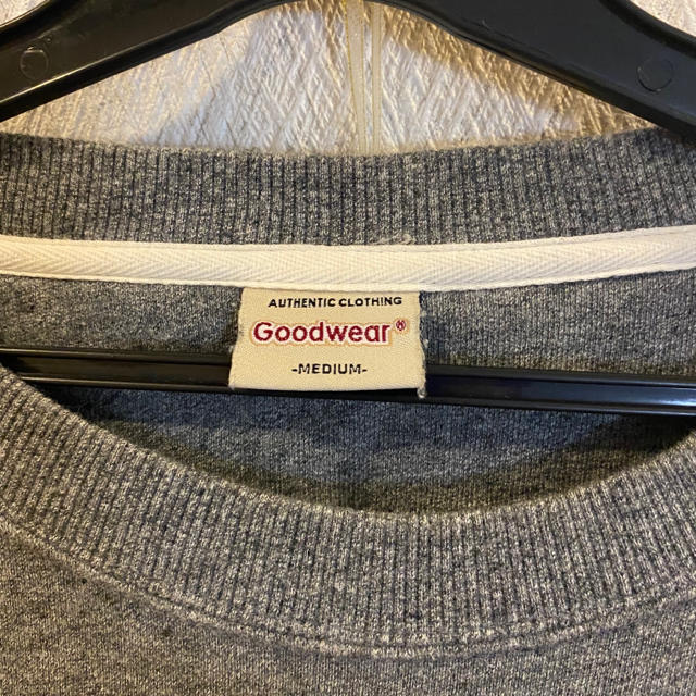 coen(コーエン)のGoodwear スウェットシャツ　ポッケ付き　Mサイズ メンズのトップス(スウェット)の商品写真