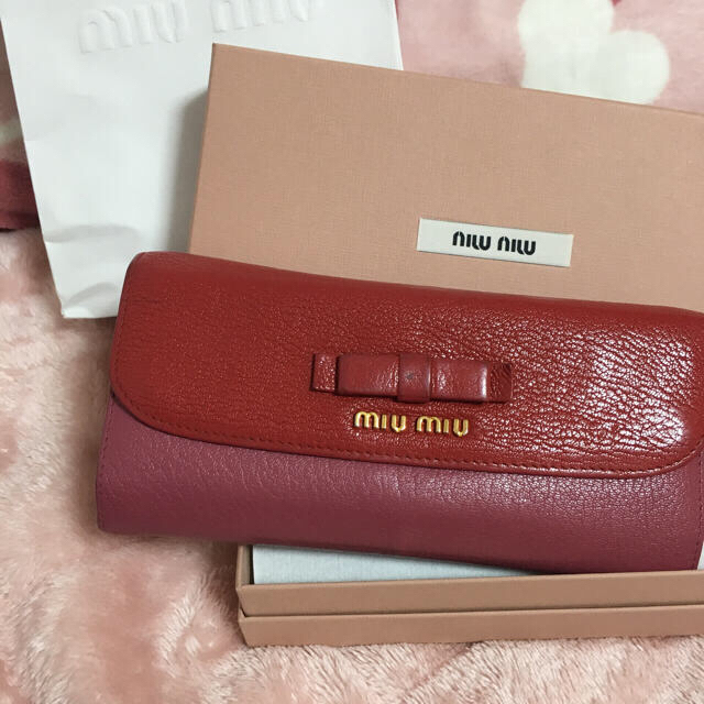 miumiu リボン 長財布 - 財布