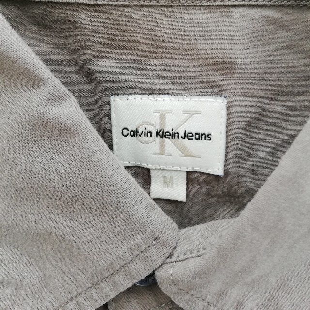 Calvin Klein(カルバンクライン)のCalvin Kline Jeans /無地半袖シャツ/グレー/美USED メンズのトップス(シャツ)の商品写真