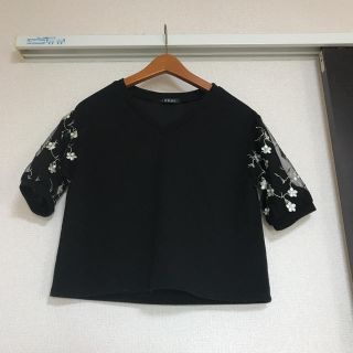 イング(INGNI)の新品　INGNI イング　トップス　※8月までの出品(シャツ/ブラウス(半袖/袖なし))