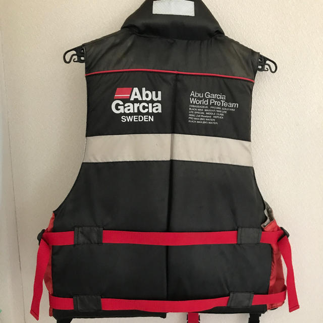 Abu garcia アブガルシア　ライフジャケット