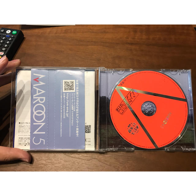 マルーン5/V エンタメ/ホビーのCD(ポップス/ロック(洋楽))の商品写真