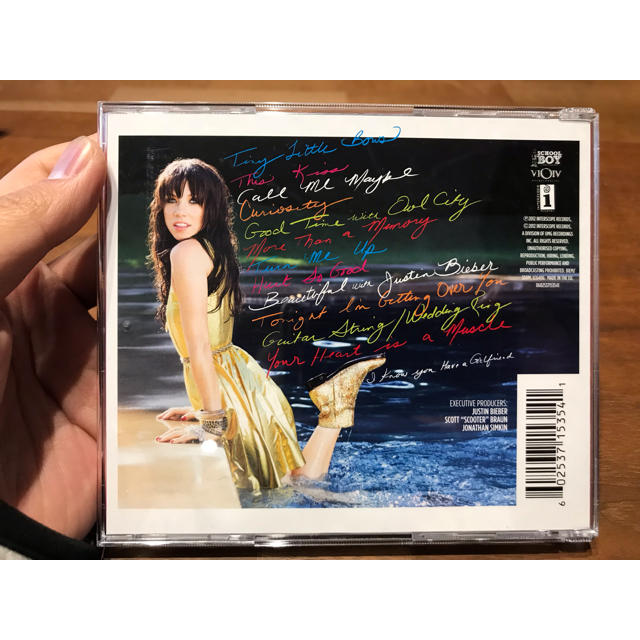  カーリー・レイ・ジェプセン KISS エンタメ/ホビーのCD(ポップス/ロック(洋楽))の商品写真