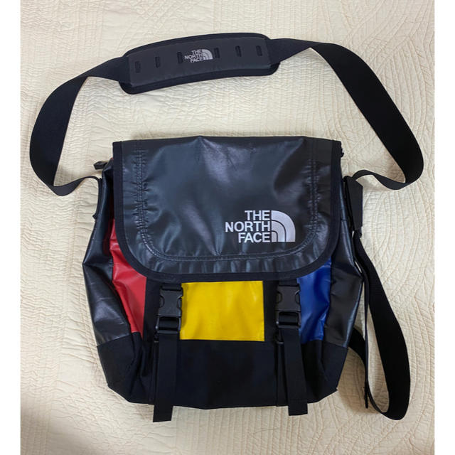 THE NORTH FACE(ザノースフェイス)のTHE NORTH FACE ショルダーバッグ メンズのバッグ(ショルダーバッグ)の商品写真