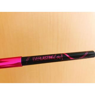 メイベリン(MAYBELLINE)のメイベリン　アイライナー(アイライナー)