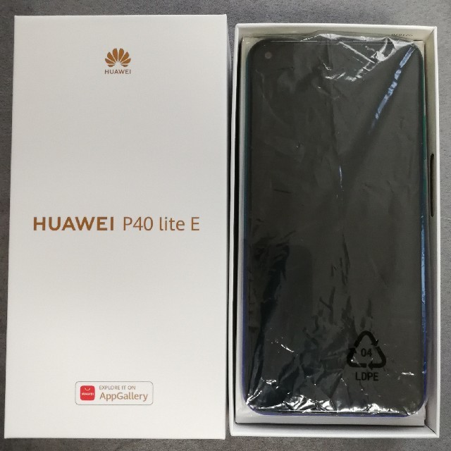 ANDROID(アンドロイド)のHUAWEI P40 lite E +牛革2折ケース付 スマホ/家電/カメラのスマートフォン/携帯電話(スマートフォン本体)の商品写真