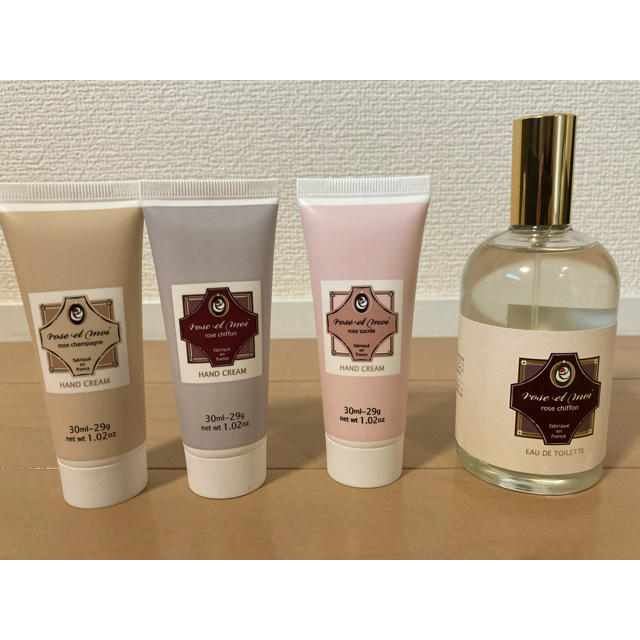 L'OCCITANE(ロクシタン)のロタンティック  ローズ エ モア オードトワレ　ハンドクリーム　セット コスメ/美容の香水(香水(女性用))の商品写真