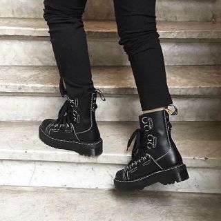 ドクターマーチン(Dr.Martens)のDr.Martens 白ステッチ厚底(ブーツ)