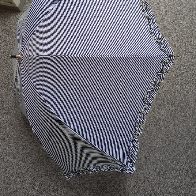 レディース/日傘/ H : 約70㎝/白と紺のストライプ レディースのファッション小物(傘)の商品写真