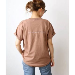 ドゥーズィエムクラス(DEUXIEME CLASSE)の新品⭐️【CALUX/キャラクス】 JUST BETWEEN US Tシャツ(Tシャツ(半袖/袖なし))