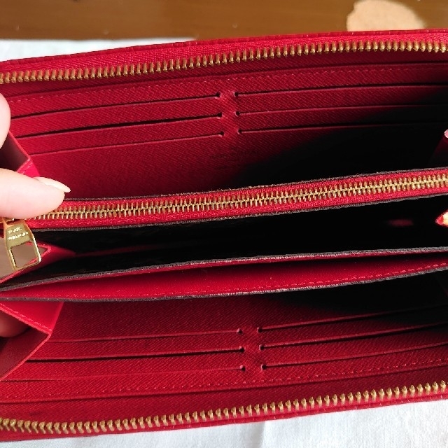 LOUIS VUITTON(ルイヴィトン)のルイ・ヴィトン ジッピーウォレット レディースのファッション小物(財布)の商品写真