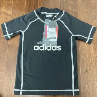 アディダス(adidas)の未使用　adidas 男の子　ラッシュガード130(水着)