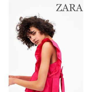 ザラ(ZARA)のsale!新品タグ付☆ZARAザラ☆フリルノースリーブトップス(シャツ/ブラウス(半袖/袖なし))